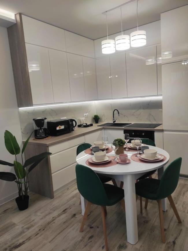 Sun River Apartament Iława Exteriör bild